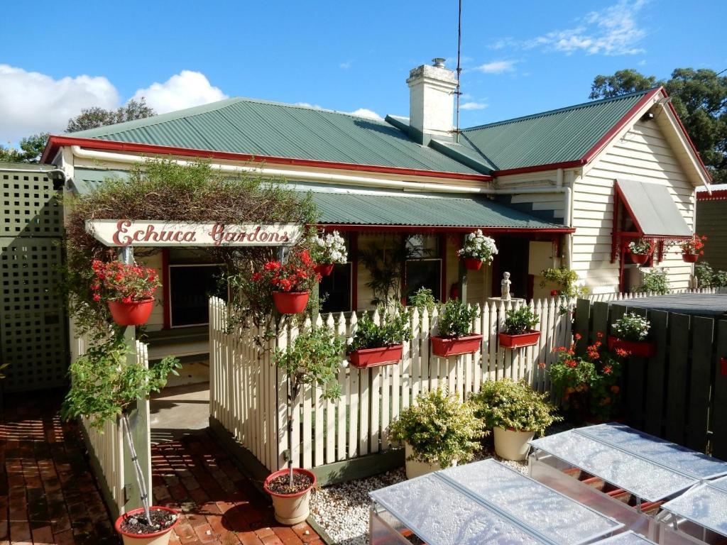 Echuca Gardens 호텔 외부 사진